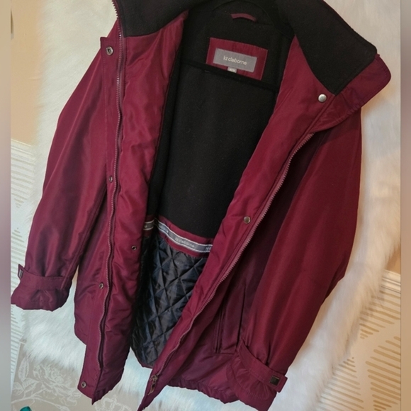 Liz Claiborne Cranberry Romance Luxury Heavyweight Insulated Winter Jacket - Picture 4 of 10